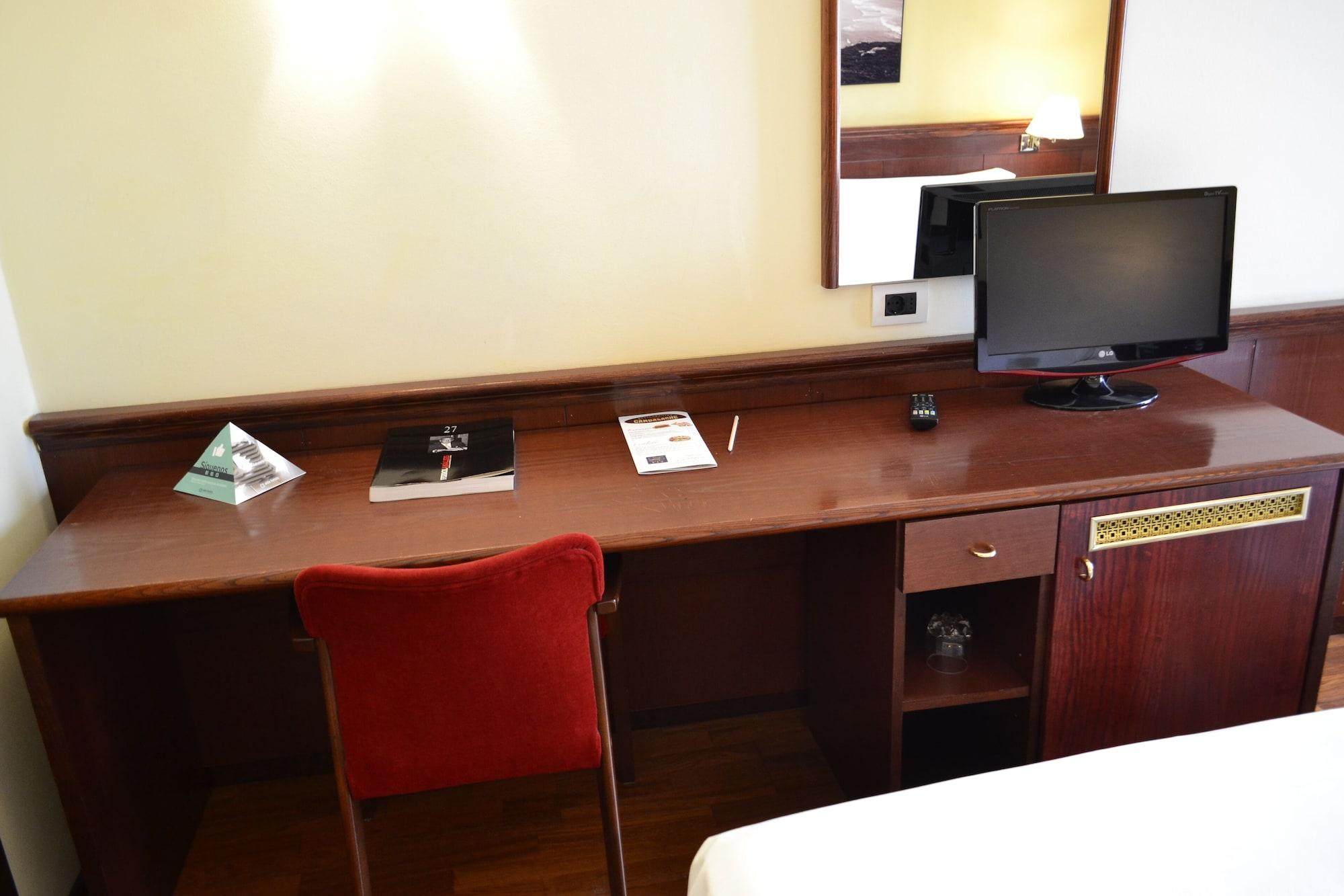 Hotel Alda El Suizo Ferrol Dış mekan fotoğraf