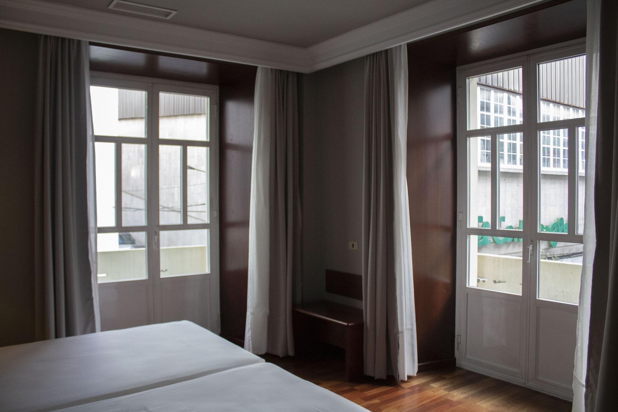 Hotel Alda El Suizo Ferrol Dış mekan fotoğraf